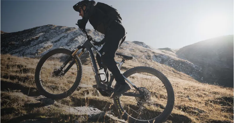 2023 Orbea Rise M10 Mountain e-Bike in Carbon Raw/Shark Grey -7