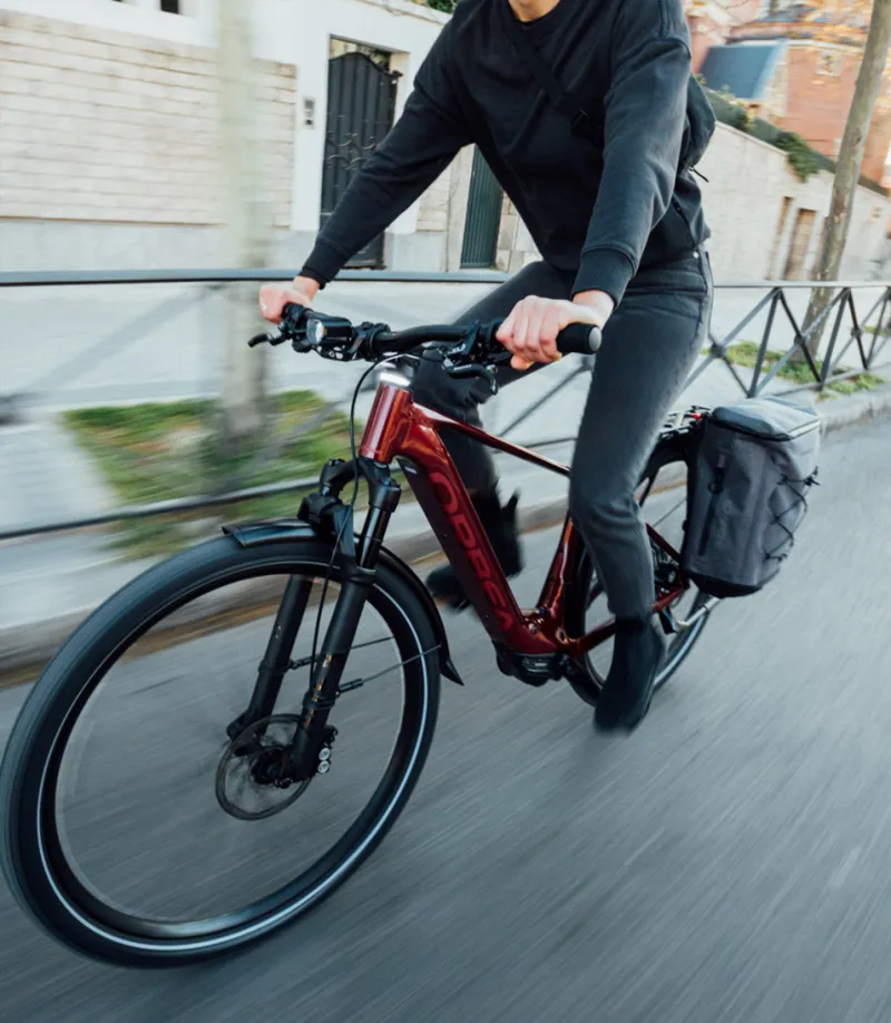 2023 Orbea Outlet Kemen 30 Urban Trekking E-Bike in 3 Colours-6