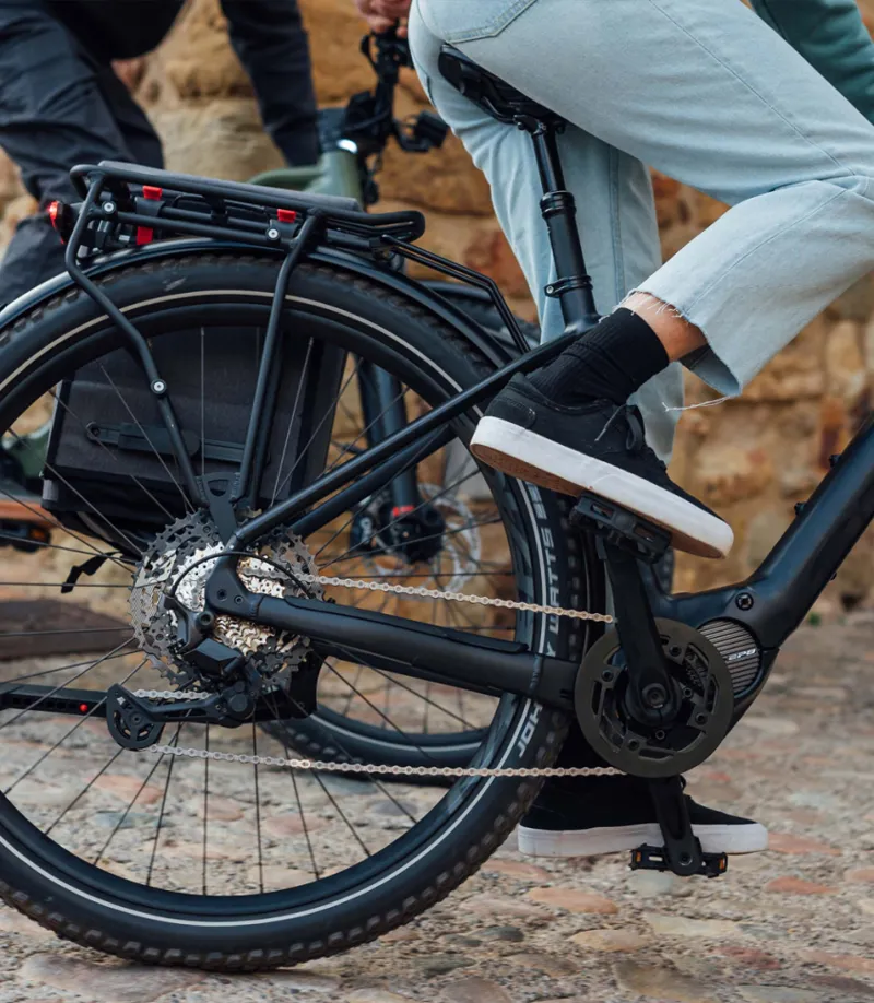 Orbea Kemen Suv 10 Trekking Bike in 3 Colours-7