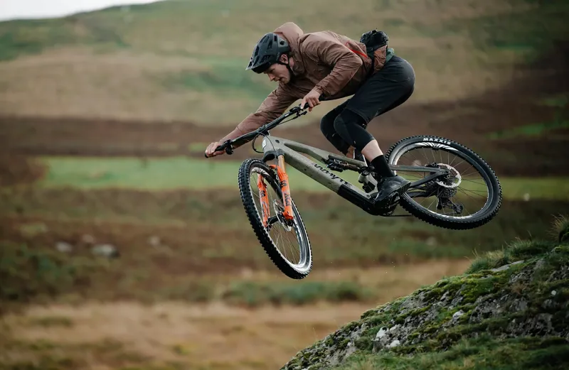 NEW - Whyte E-Lyte 150 Works eMountain Bike in Olive With UD Carbon-11