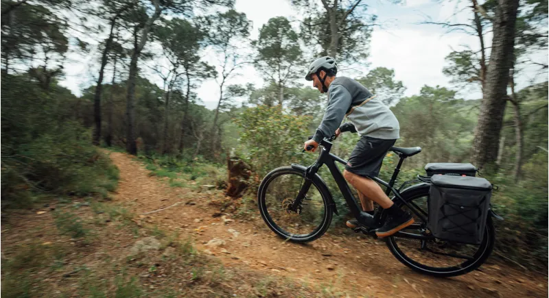 2024 Orbea Outlet Kemen 30 Urban Trekking E-Bike in 3 Colours-9