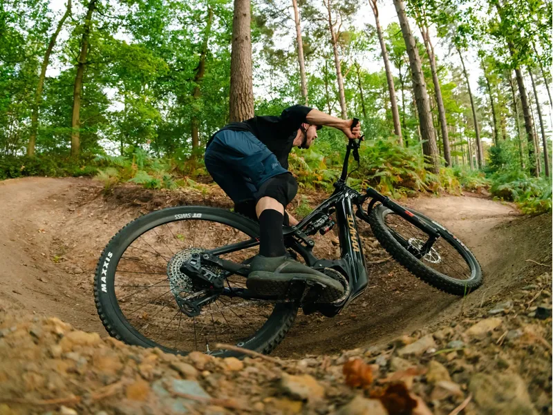 NEW - Whyte Bikes E-160 Rsx Electric Mountain Bike in Black/Matt Black-5