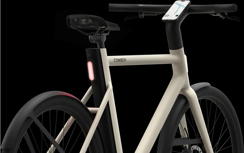 Cowboy 4 Cruiser Performance / Connect / Full E-bike in Black-4