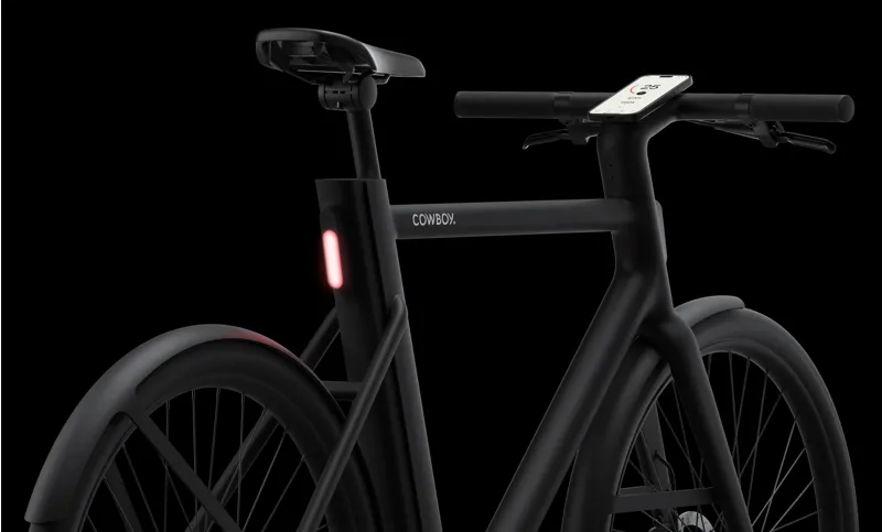 Cowboy 4 Cruiser Performance / Connect / Full E-bike in Black-1