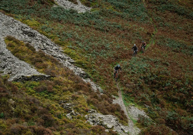 Whyte E-Lyte 140 Works XC eMountain Bike in Carbon/Black-11