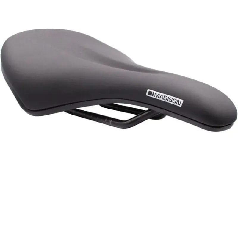 Saddle Flux E Sweep Saddle in Black-1