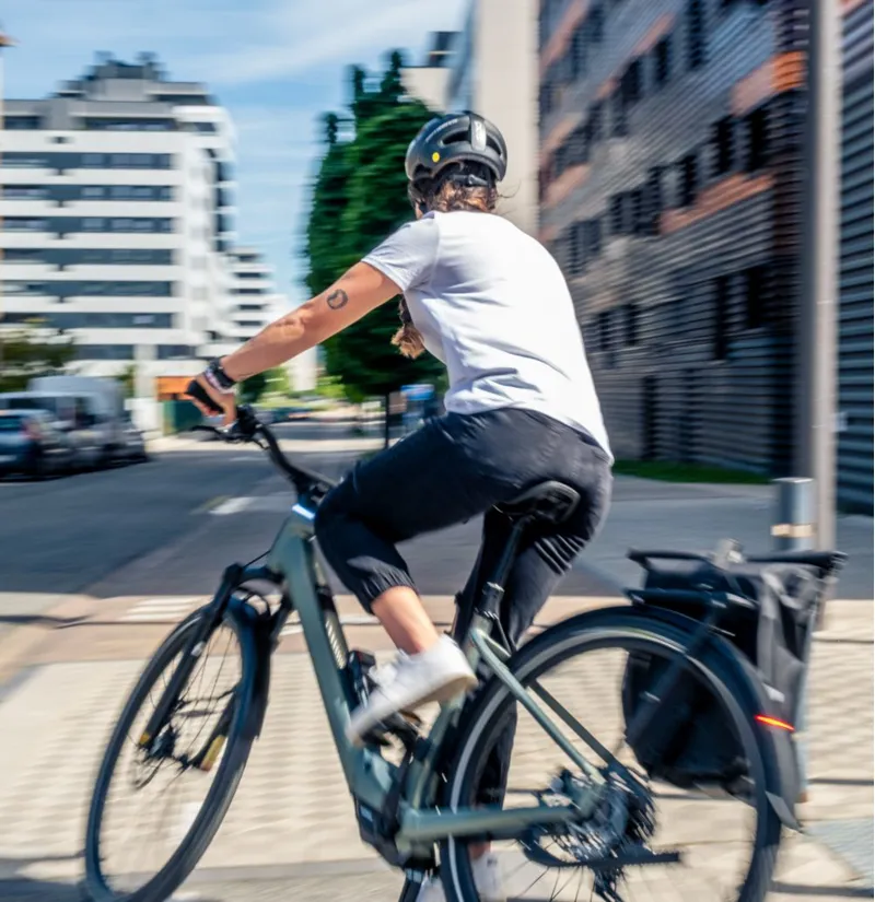 2025 Orbea Kemen Tour 20 MID Step Through Hybrid Electric Bike In 3 Colours-10