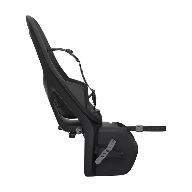 Thule Yepp 2 Maxi Child Seat in Midnight Black Rack Mounted-2