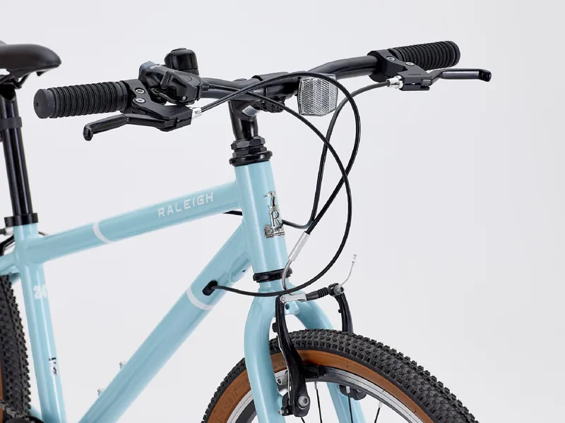 Raleigh Pop 24 Kids Bike in Pale Blue-3