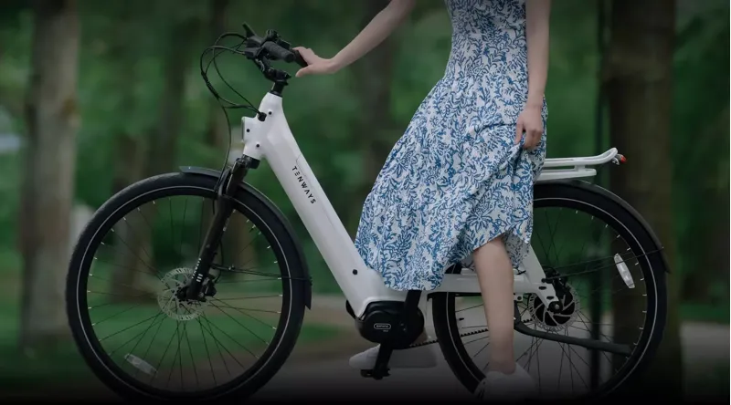 Tenways AGO T Hybrid eBike in Pearl White-6