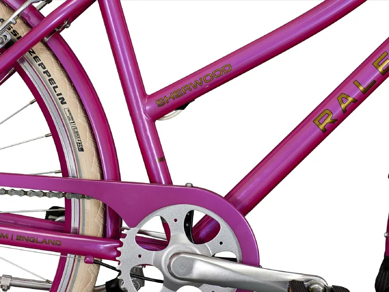 NEW - Raleigh Sherwood 700c City Bike in Barbie Pink-1