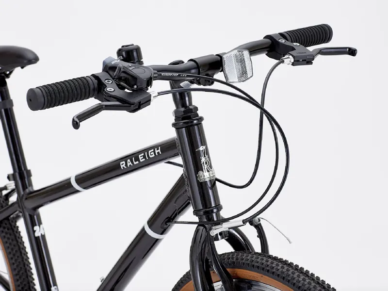 Raleigh Pop 24 Kids Bike in Black-3