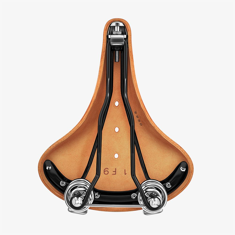 Brooks B67 Saddle in Honey-1
