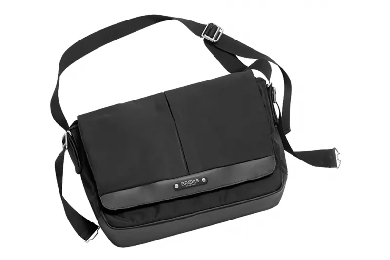 Brooks Strand Messenger Bag - Black - 15 Litre