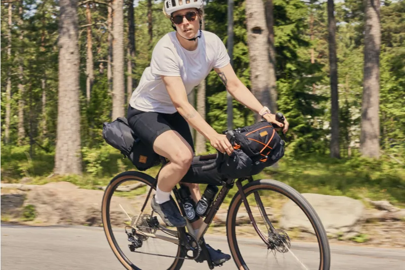 Pelago Stavanger Adventure Road Bike in Charcoal Walnut-10