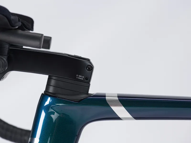 Lapierre Aircode DRS 7.0 Carbon Road Bike in Black-2