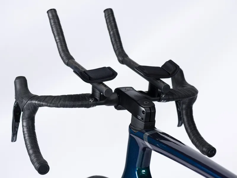 Lapierre Aircode DRS 7.0 Carbon Road Bike in Black-1