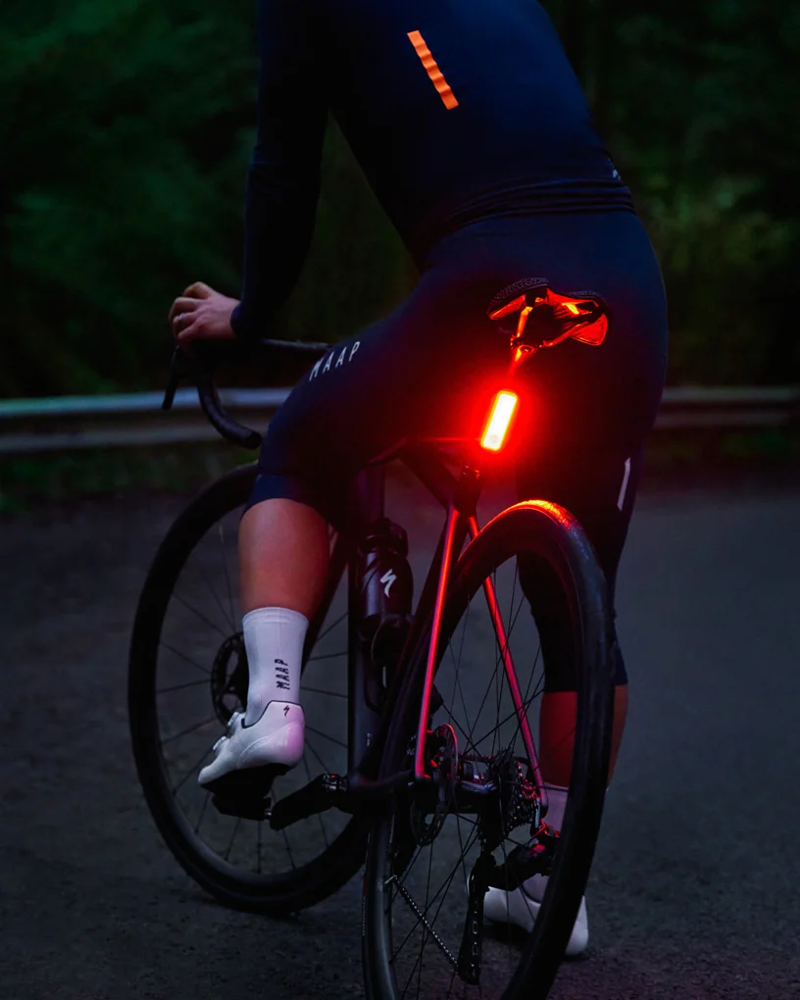 Knog Blinder Road 150 Rear Light in Black-5