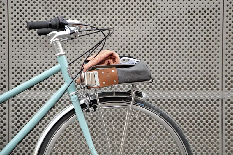 Pelago Capri 3 Speed Hub Urban City Bike in Turquoise-10