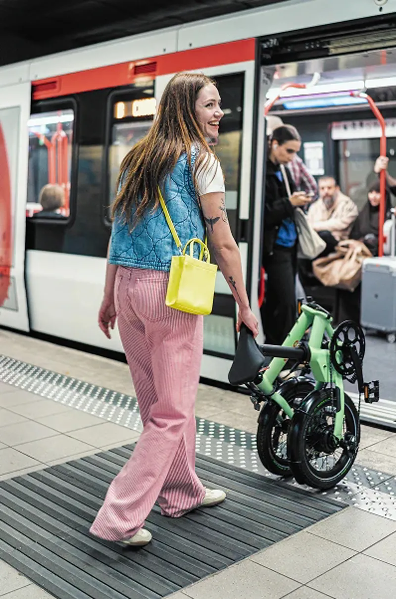 UTO OG16 inch Folding eBike in Sage Green-10