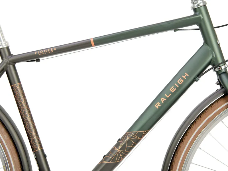 Raleigh Pioneer Grand Tour Hybrid Bike in Green-6