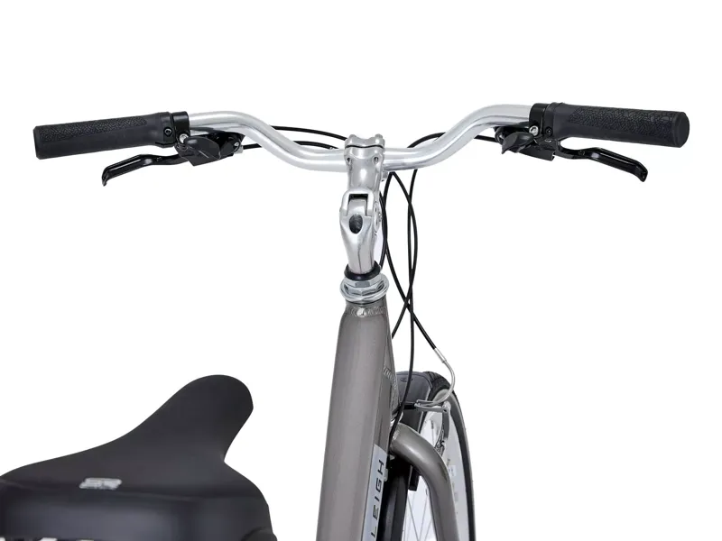 2025 Raleigh Pioneer 700 Derailleur Lowstep Hybrid Bike in Grey-2