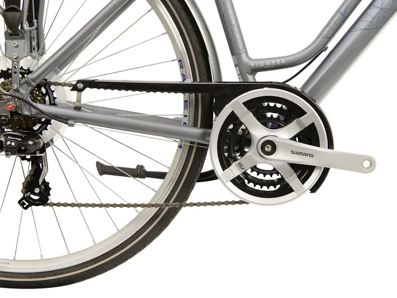 raleigh pioneer trail low step frame commuter bike