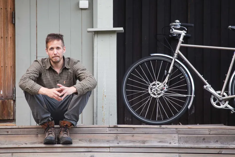 Pelago Hanko Outback All-Rounder Bike in Charcoal-7