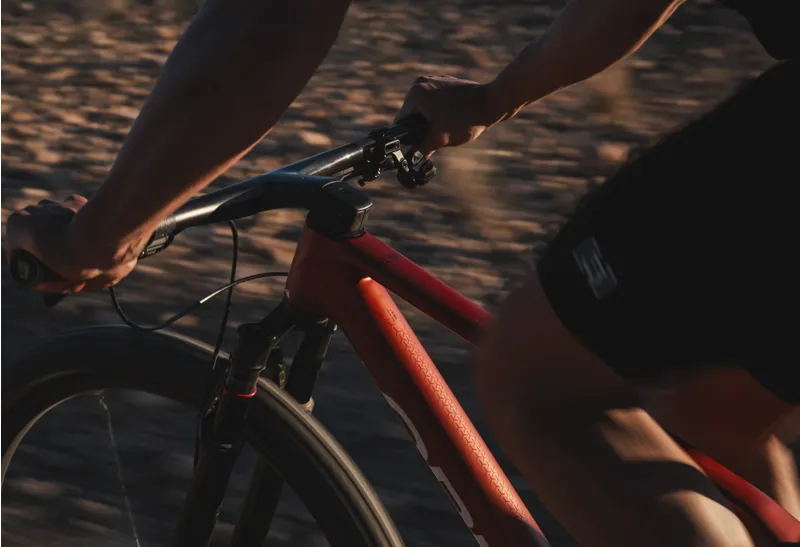 NEW - Orbea Alma M- Ltd Mountain Bike in Diamond Carbon View Matt-12