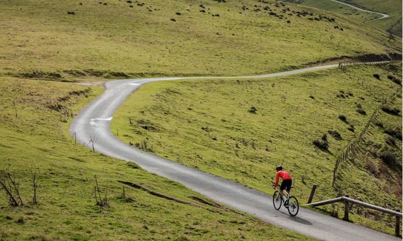 NEW 2025 Orbea Avant H30 Road Bike In 3 Colours-13