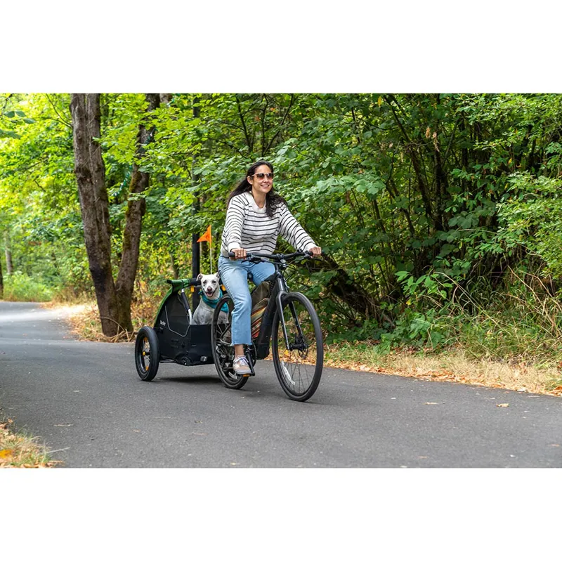 Burley Tail Wagon Pet Trailer in Green-6