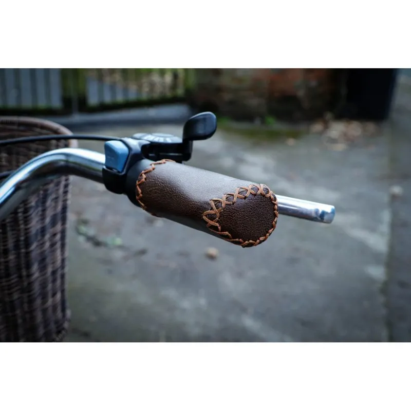 Dawes Classic 26in Heritage Ladies Bike in Black-7