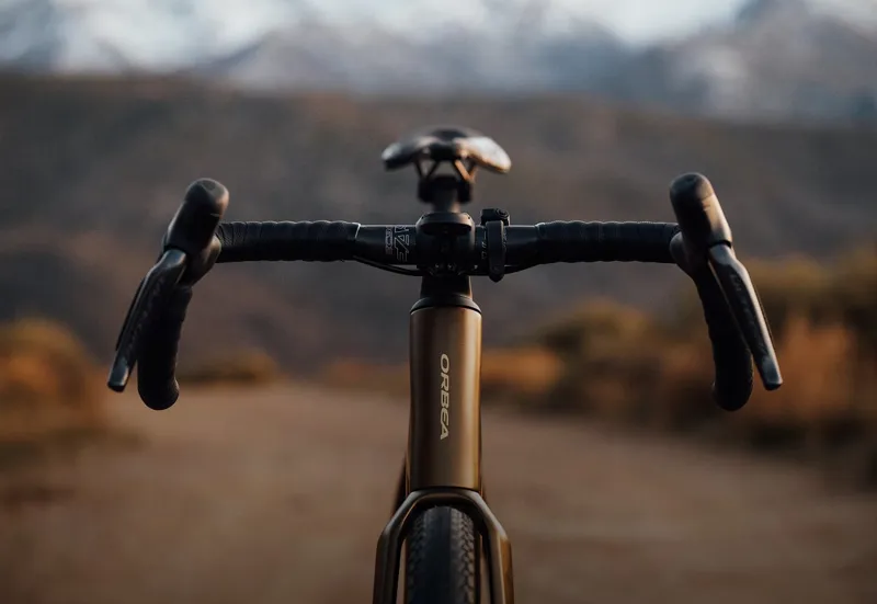 NEW - 2026 Orbea Denna H30 Electric Bike in Magnetic Bronze-7