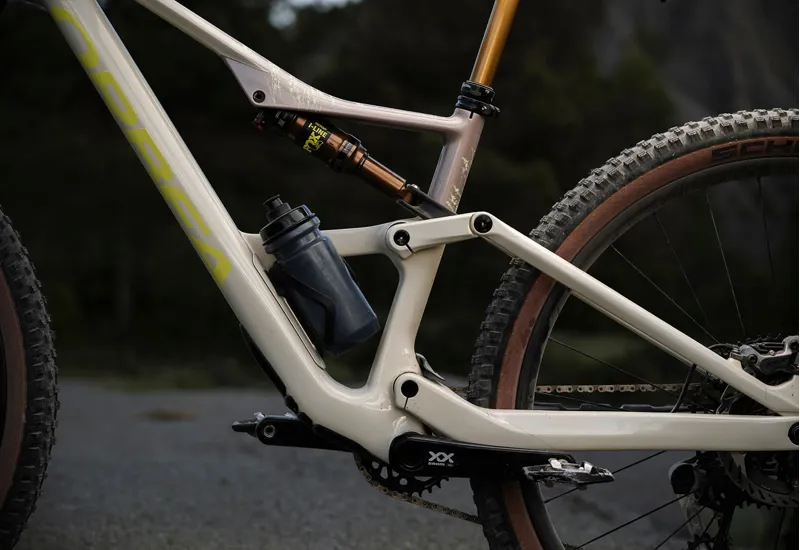 NEW - Orbea Occam SL M10 Mountain Bike in Escape Green - Carbon View-7