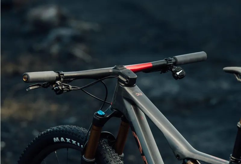 NEW 2025 Orbea Oiz M-Pro Mountain Bike In 2 Colours-7