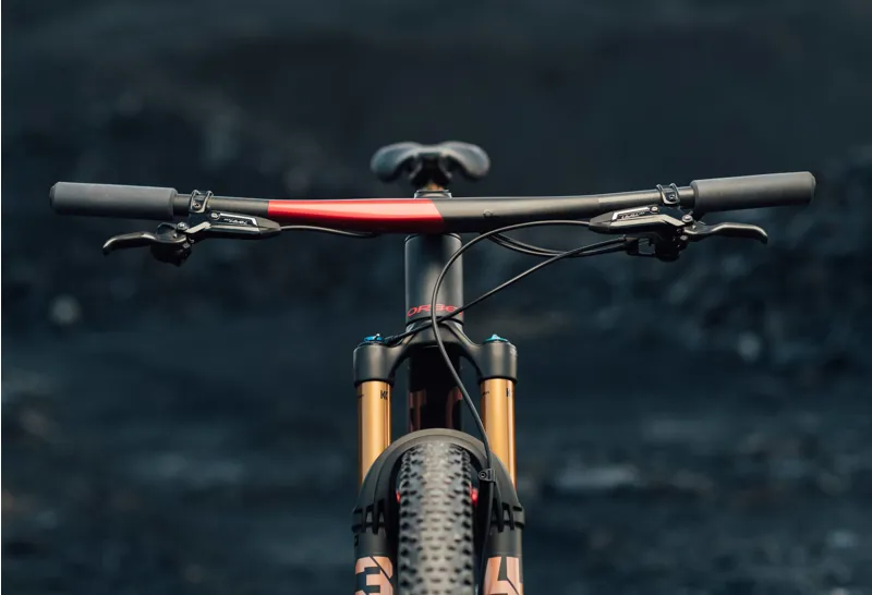 NEW 2025 Orbea Oiz M-Team Factory Mountain Bike In 2 Colours-8