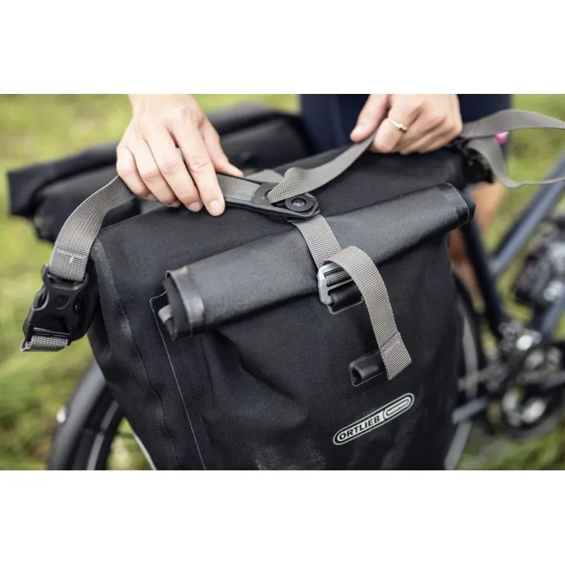 Ortlieb Back-Roller Plus 23L Rear Pannier Bag in Black-10
