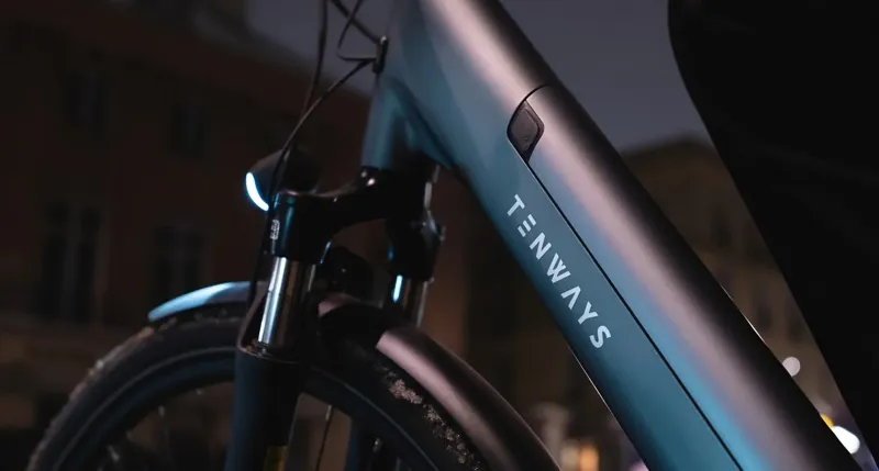 Tenways CGO800S Lightweight City eBike in Midnight Black-6