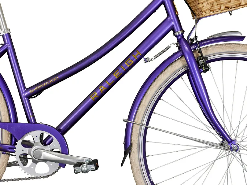 NEW Raleigh Sherwood 700c City Bike in Purple
