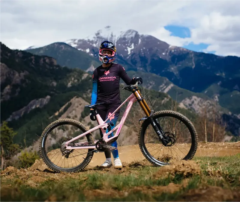 NEW - Orbea Rallon D- Ltd Mountain Bike in White Chic - Diamond Black-7