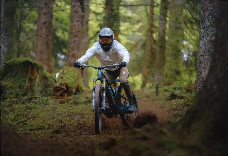 NEW - Orbea Rallon E10 Mountain Bike in White Chic - Diamond Black-10