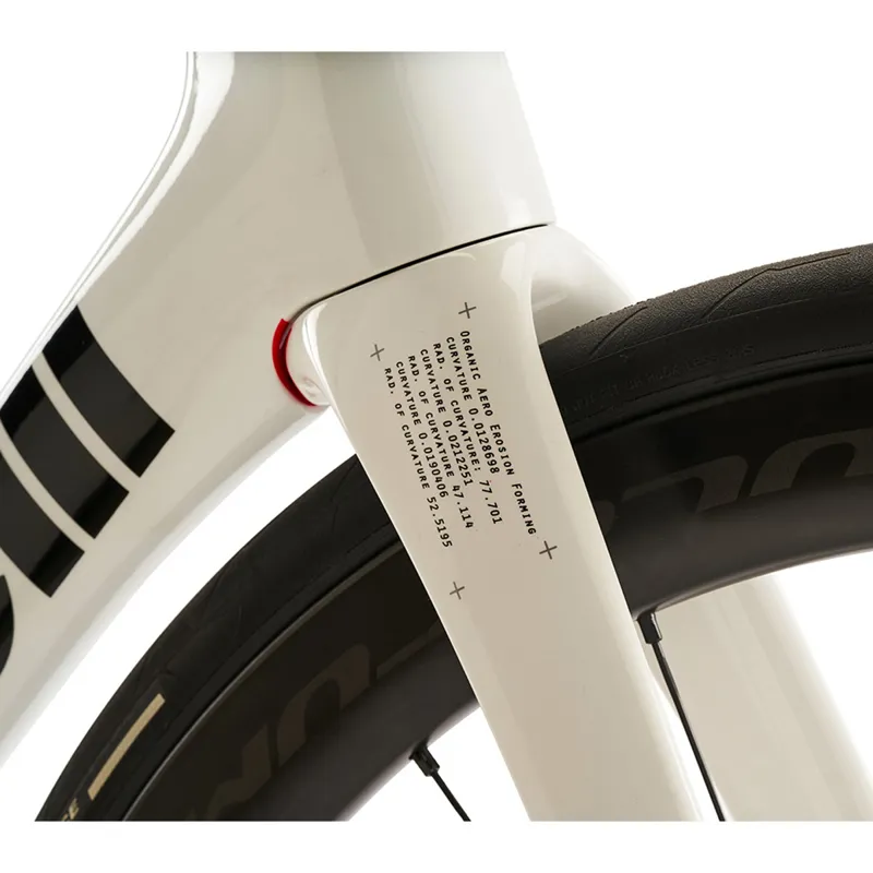 Cinelli Pressure II Ultegra DI2 Road Bike in White-2