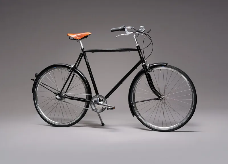 Pelago Bristol 3 Speed Hub Urban City Bike in Black