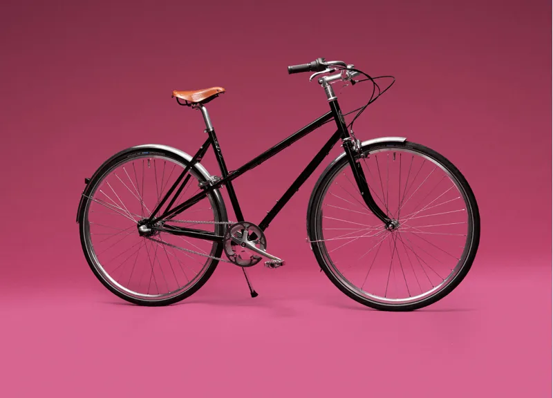 Pelago Capri 3 Speed Hub Urban City Bike in Black