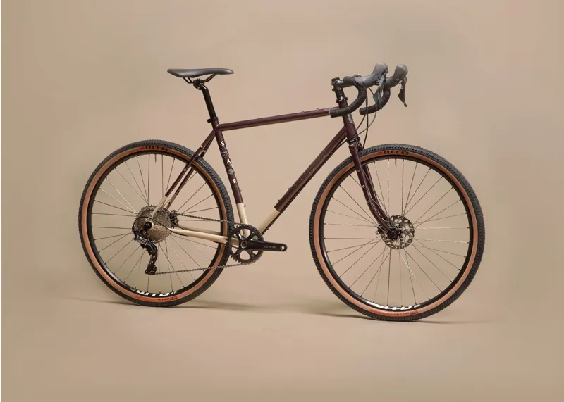 Pelago Stavanger Adventure Road Bike in Lila Metal