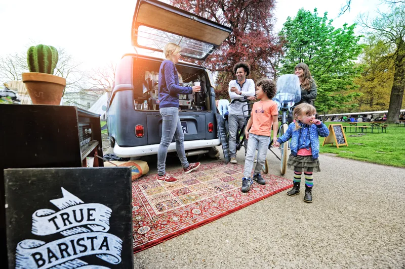 Urban Iki Rear Child Seat U-ME Easy Fix in Suzume Grey / Bincho Black - Rack Mount-5