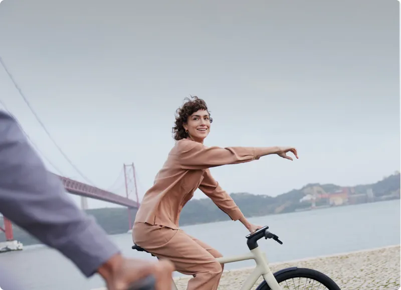 Cowboy 4 Classic Performance / Full E-bike in Sand-10